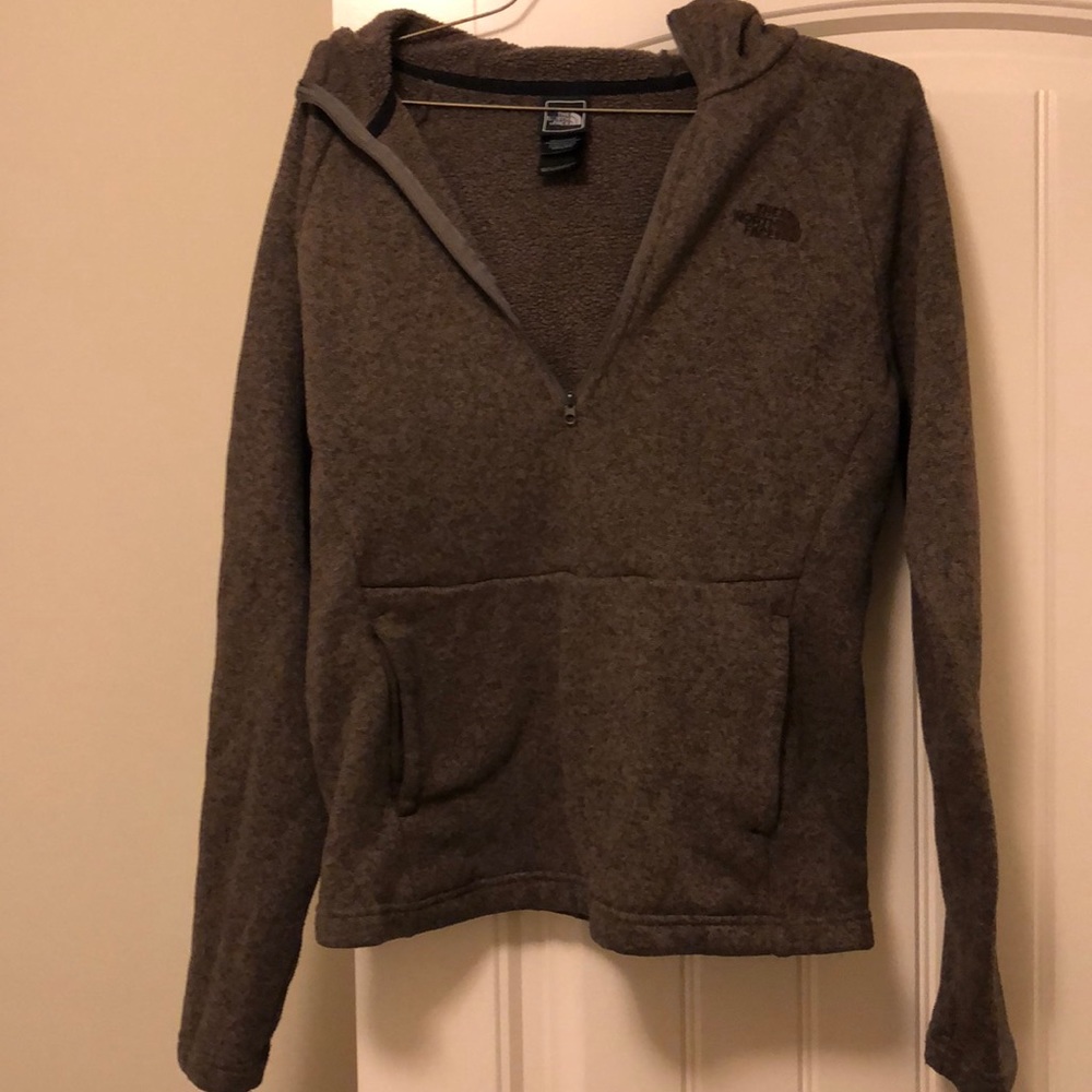 Women’s North Face Brown Pullover